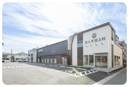 無料駐車場完備